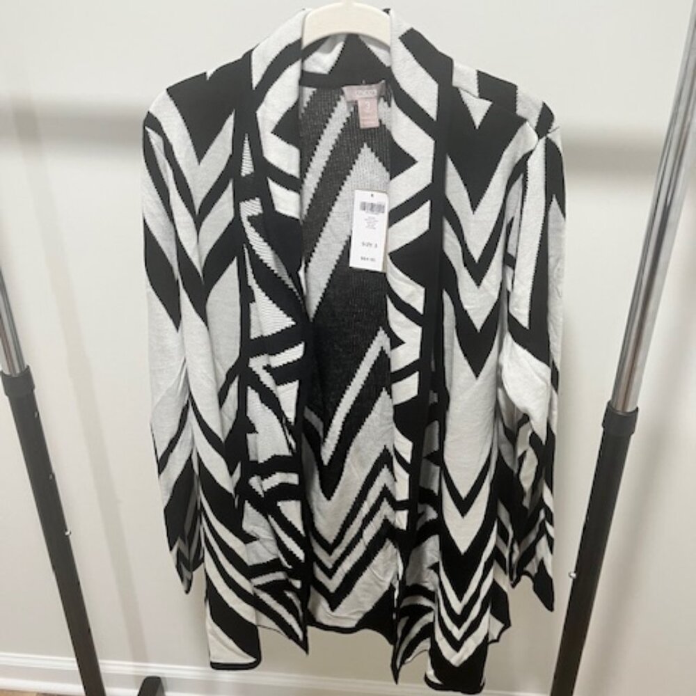 Size 3 Chico's Black and Grey Cardigan